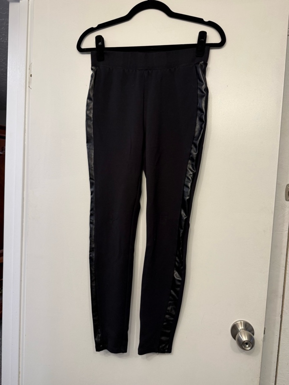 Vince Camuto Black Slim Pants Faux Leather Side Panel Stretch Pull On Size S